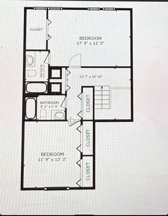 Foto del edificio - 18 Alden Dr