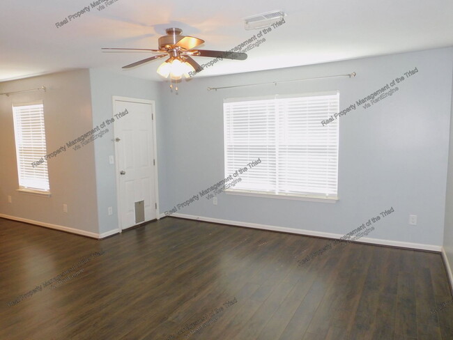 Photo - 2627 Leighswood Drive House
