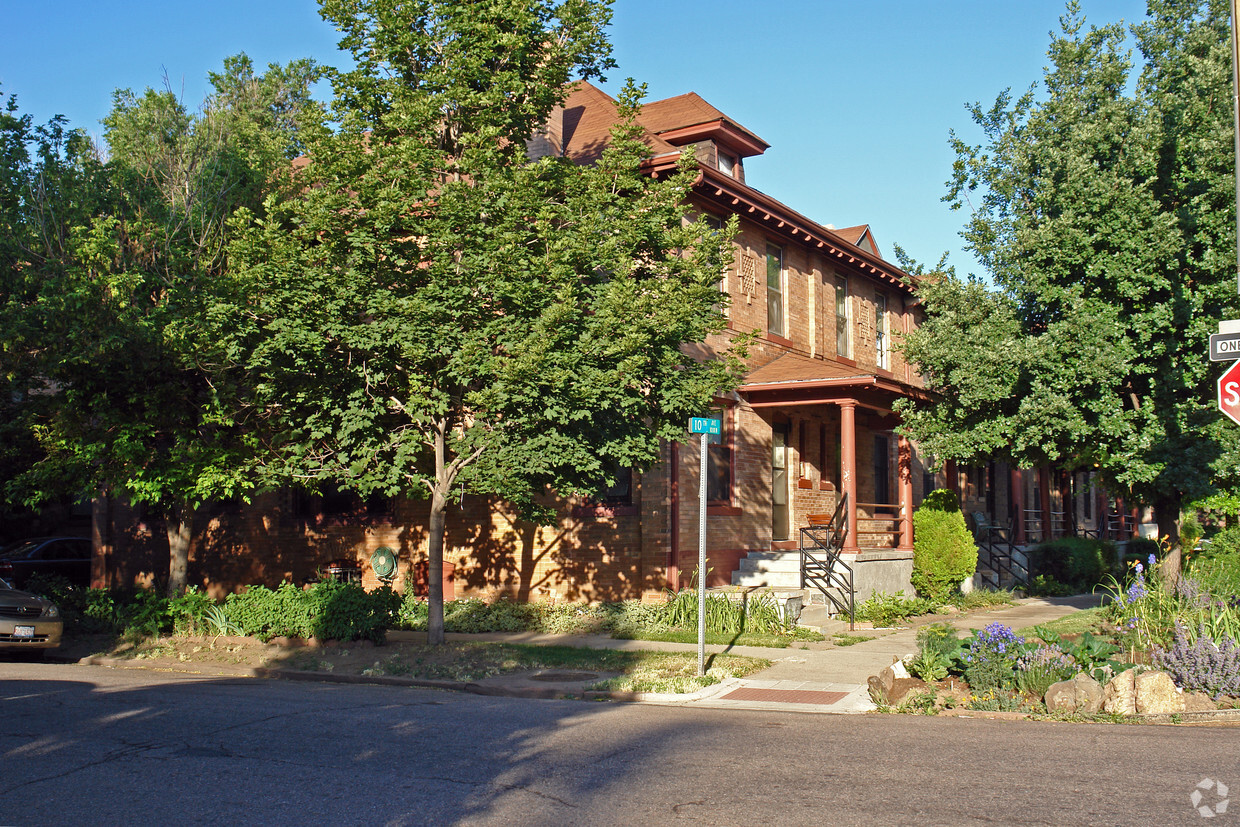 Primary Photo - Clarkson Apartments