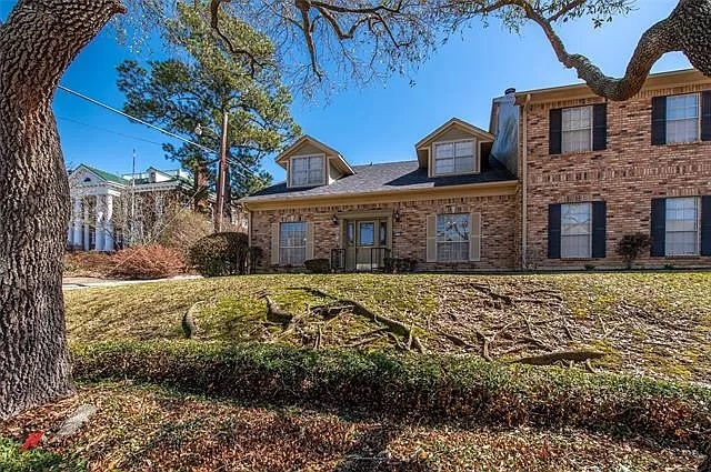 Foto principal - 3113 Fairfield Ave