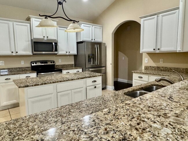 Foto del edificio - 87 Whispering Lake Dr