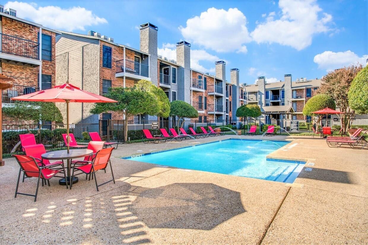 Tides at Whispering Hills Alquileres en Dallas, TX