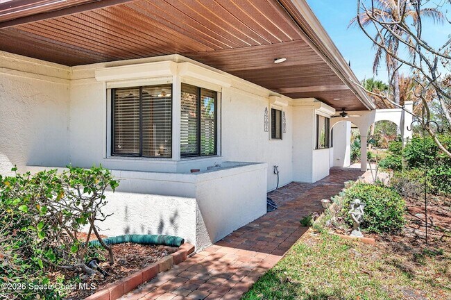 Foto del edificio - 810 Parkside Pl