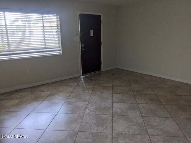 Foto principal - 102 S Peninsula Dr