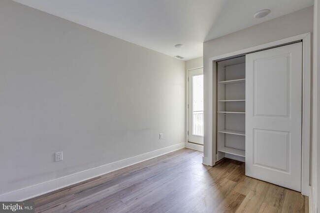 Foto del edificio - 1535 N 6th St
