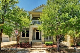 Building Photo - 3808 Mattie St