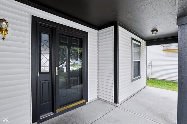 Building Photo - 5439 Lake Boggs St