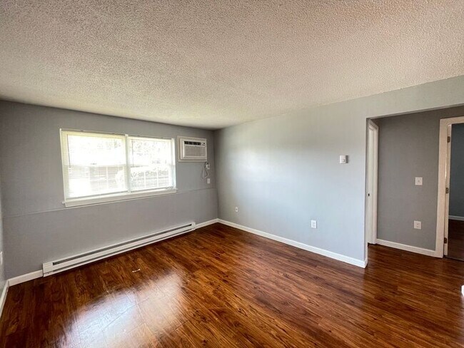 Building Photo - 179 Loudon Rd