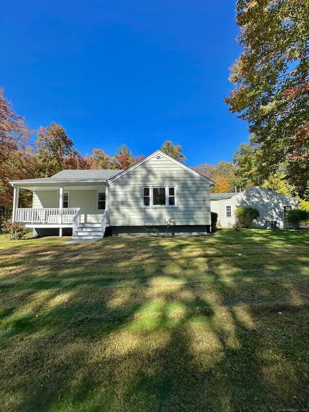 Foto principal - 357 Bethany Rd