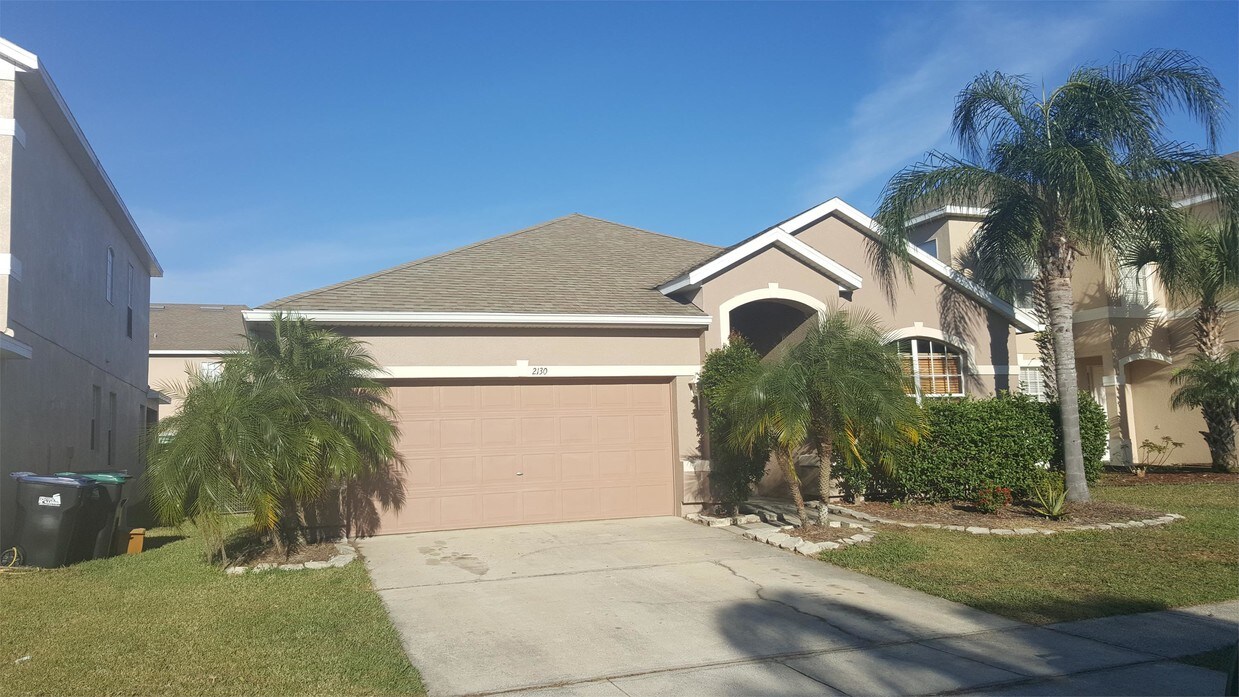 Foto principal - 2130 Windcrest Lake Cir