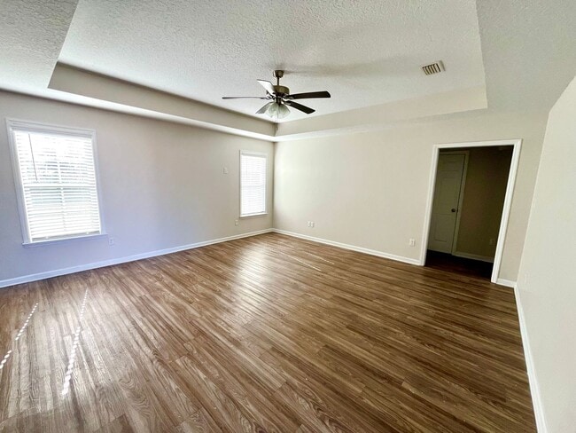 Foto del edificio - 2562 Tuscan Way