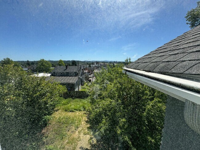 Building Photo - STATUS: UNAVAILABLE; RENTED-R291