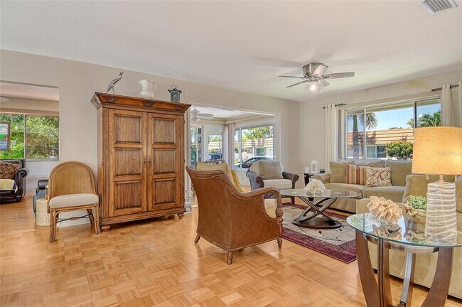 Foto del edificio - 2308 Waterbluff Pl
