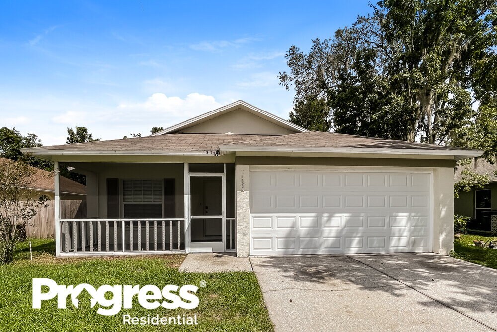 Primary Photo - 11027 Kenmore Dr