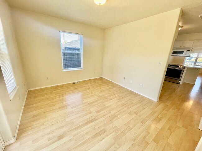 Foto del edificio - 6113 NE 8th Ave