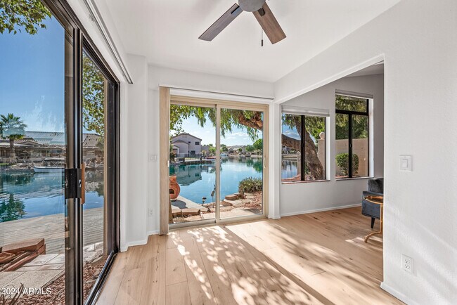 Foto del edificio - 15014 N 86th Ln