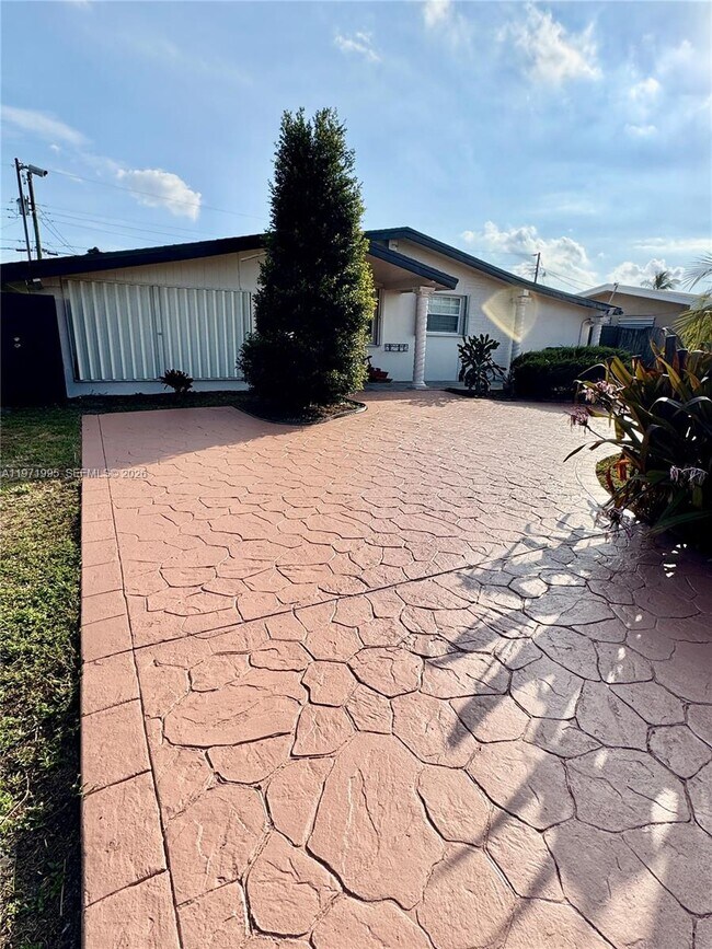 Building Photo - 7910 NW 12th St