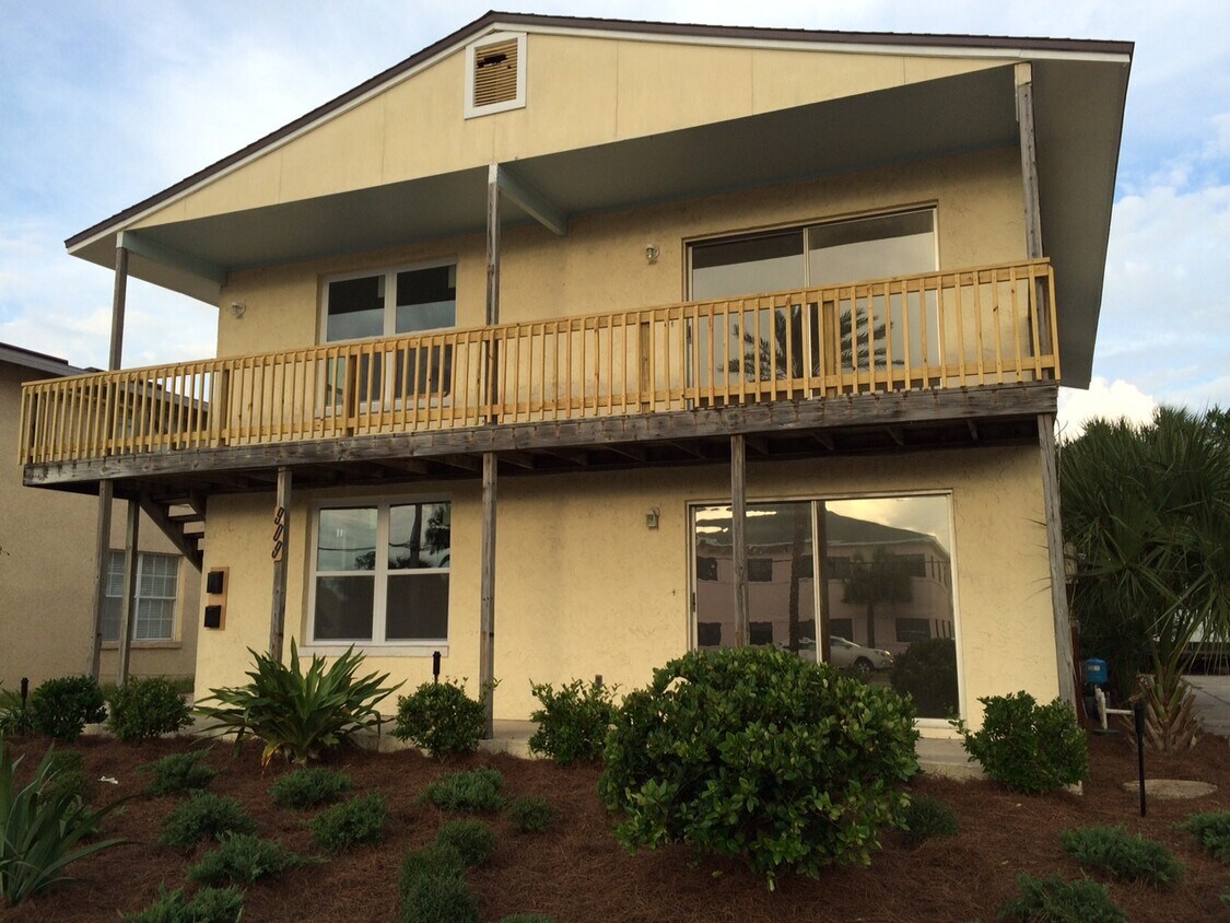 Foto principal - 909 3rd St