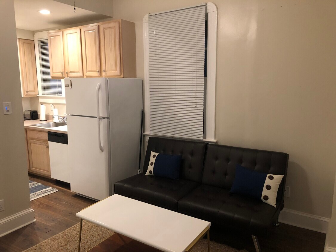 Foto principal - 630 Saint Philip St