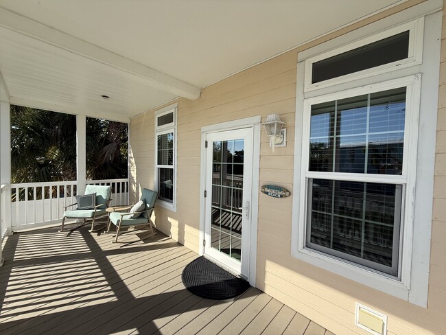 Photo - 235 NE Sunrise Wy House