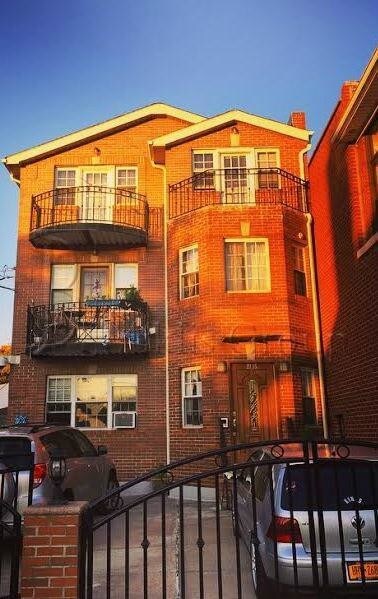 Primary Photo - 2113 74th St