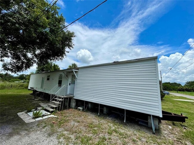 Building Photo - 6334 Eugene Acres Ln