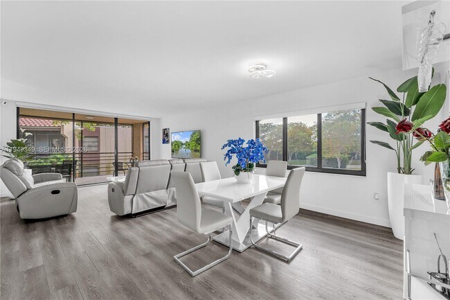 Foto del edificio - 20841 San Simeon Way