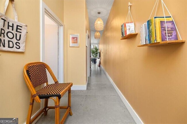 Foto del edificio - 89 Mangum St SW