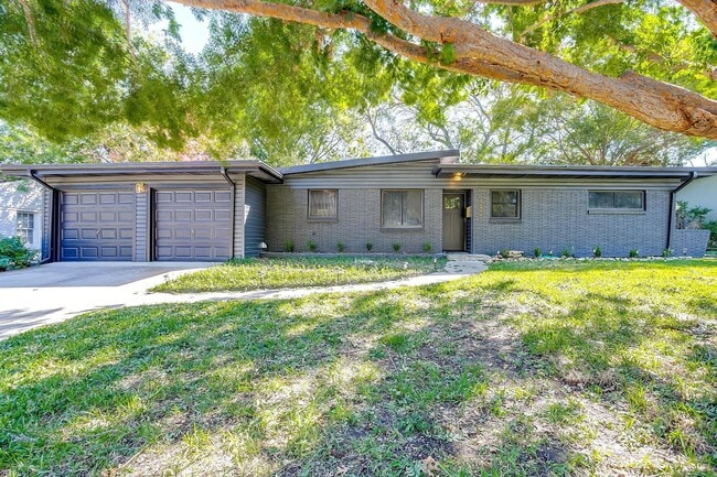 Fully Renovated Home in Desirable Fort Wor... - Fully Renovated Home in Desirable Fort Wor...