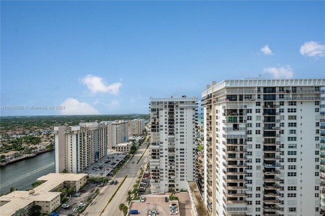 Building Photo - 2401 S Ocean Dr