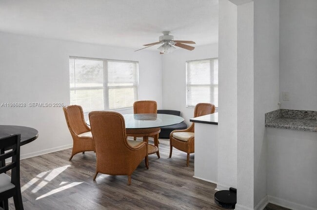 Foto del edificio - 506 Corinne Dr