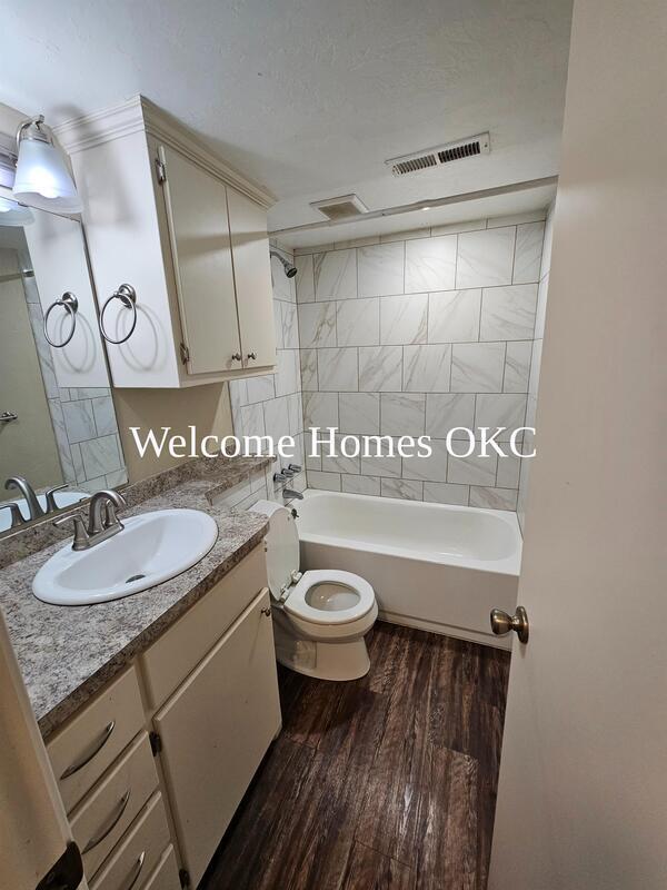 Foto del edificio - 16180 NE 23rd St