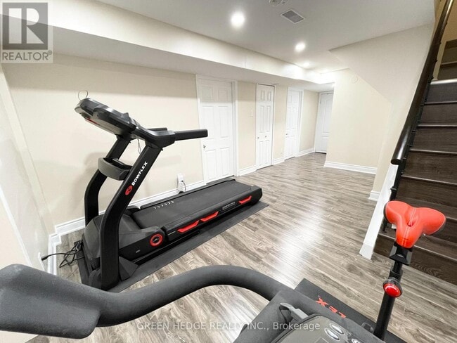 Building Photo - 30 Tapley Dr