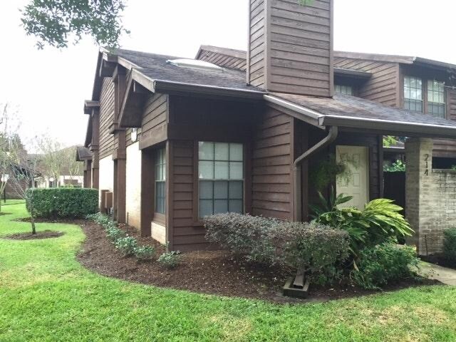 Building Photo - 2611 Grants Lake Blvd