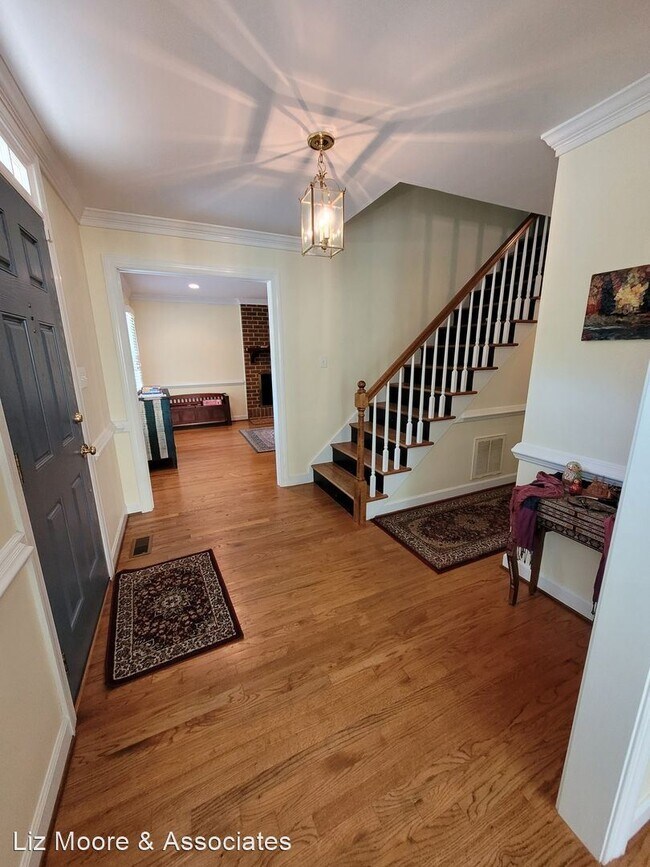Building Photo - 3 br, 2.5 bath House - 195 Lewis Robert Lane