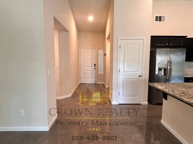 Foto del edificio - 2363 W Heather Ln