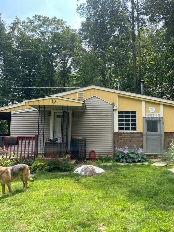 Building Photo - 224 Stafford Rd