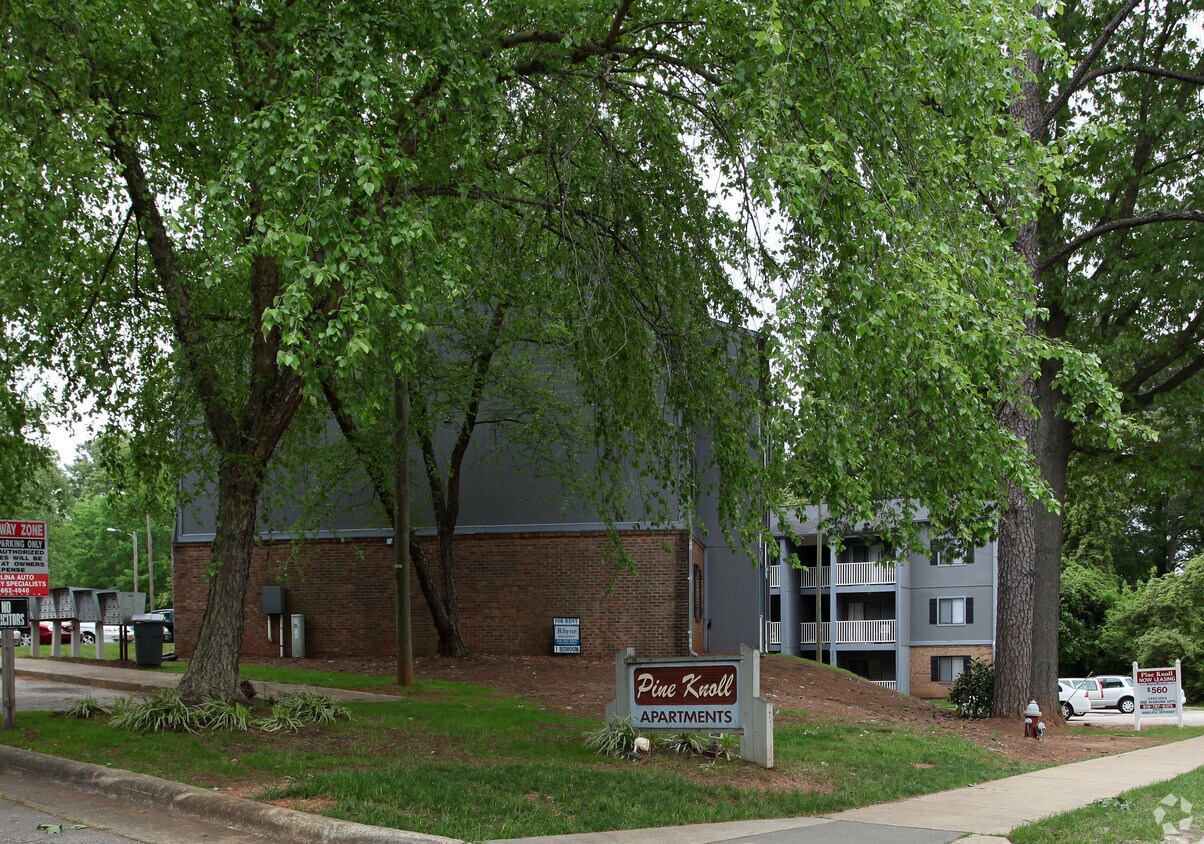 Pine Knoll Apartments Raleigh, NC