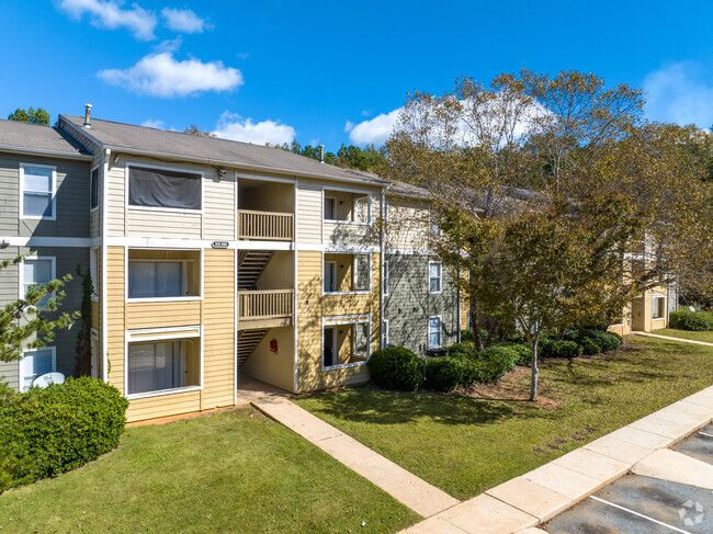 Building Photo - Tree Tops Apartments