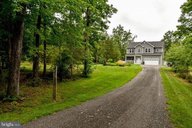 Foto del edificio - 44735 Barnes and Yeh Ln