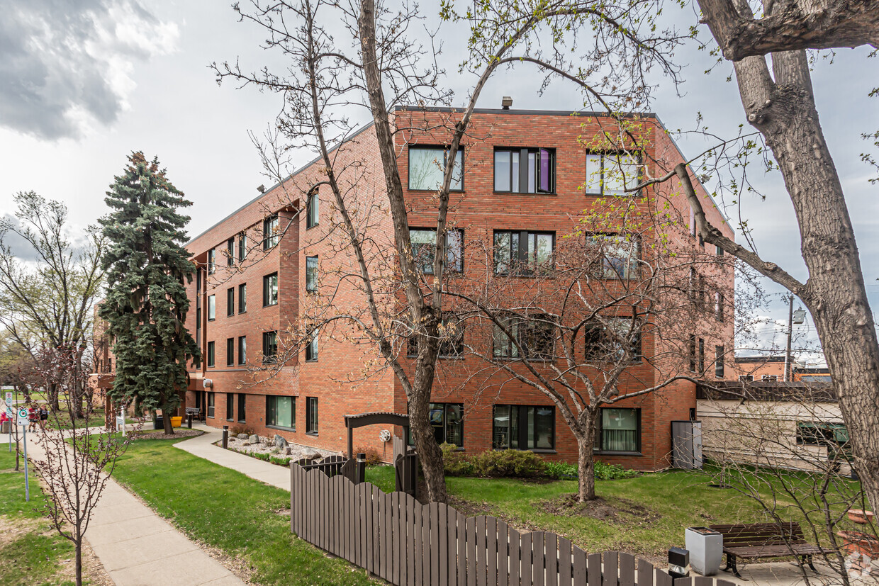 Primary Photo - Porta Place