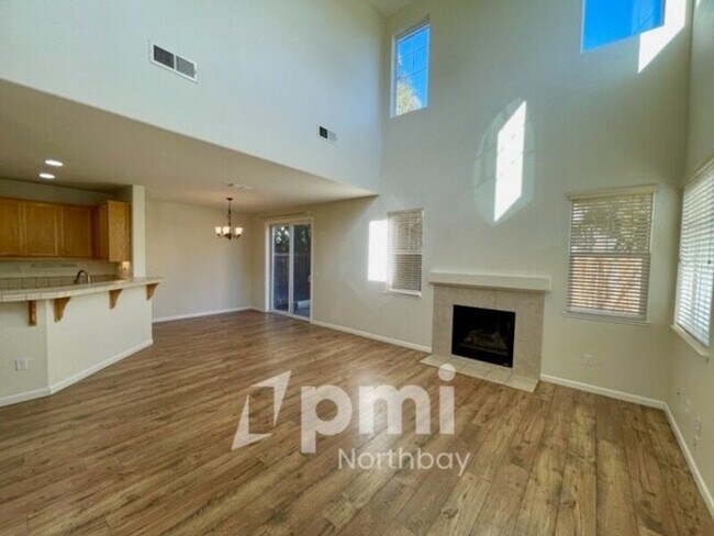 Foto del edificio - 2206 Cox Ln