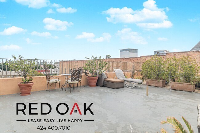 Foto del edificio - 5640 Franklin Ave