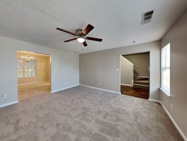 Building Photo - 2406 Mills Bend