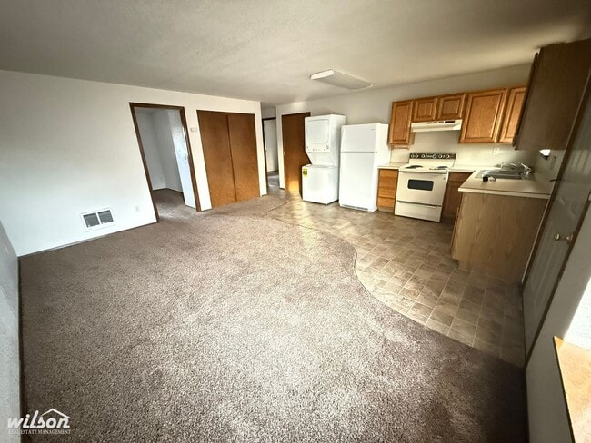 Building Photo - 409 S 49th Ave