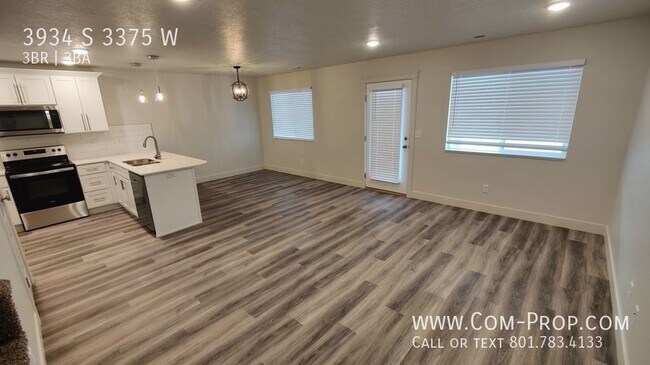 Building Photo - 3934 S 3375 W