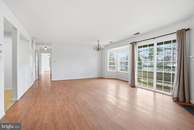 Foto del edificio - 119 Acadia Ct