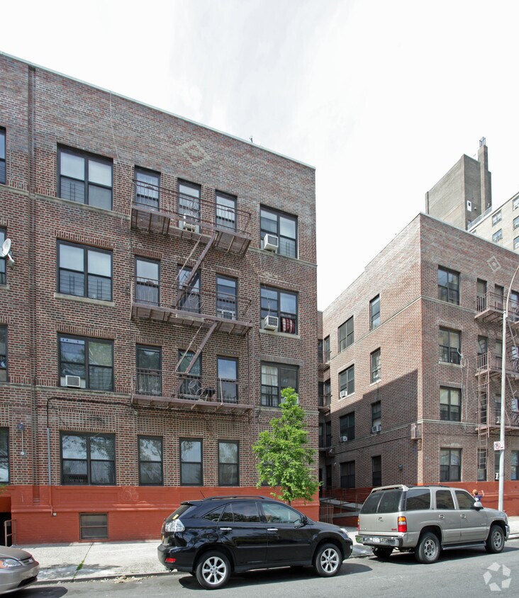 Building Photo - Edrose Court