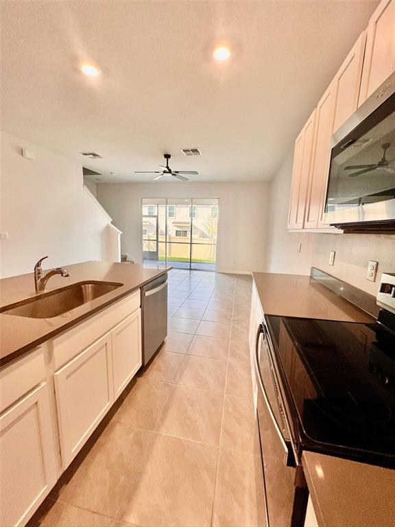 Building Photo - 31325 Midnight Sun Wy