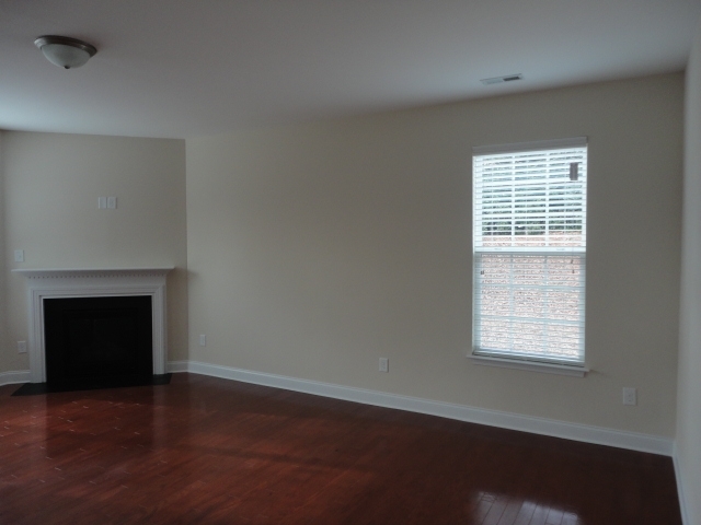 Building Photo - 3701 Northrop Drive
